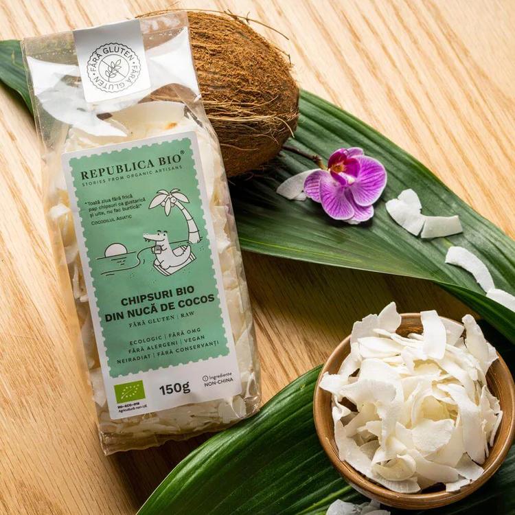 Pachet de 150 g de chipsuri bio din nucă de cocos raw, fără gluten, marca Republica BIO, certificat ecologic