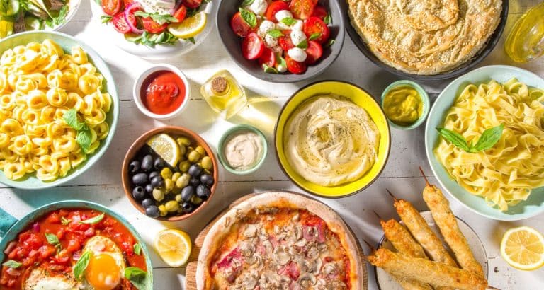 Dieta mediteraneană &mdash; ce &icirc;nseamnă cu adevărat dincolo de mit