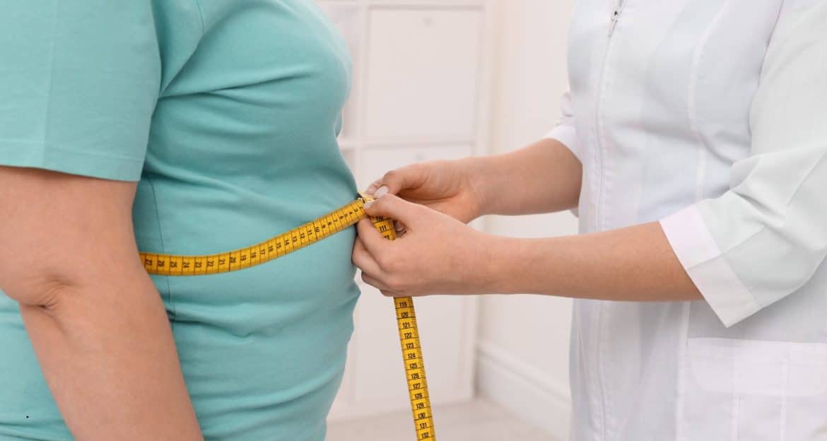 Deficitul de fier înrăutățește obezitatea — și nu prin anemie