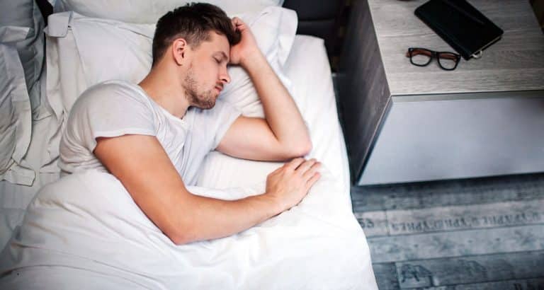 Somnul prost dupa antrenament nu e doar oboseala: microbiomul are un cuvant de spus