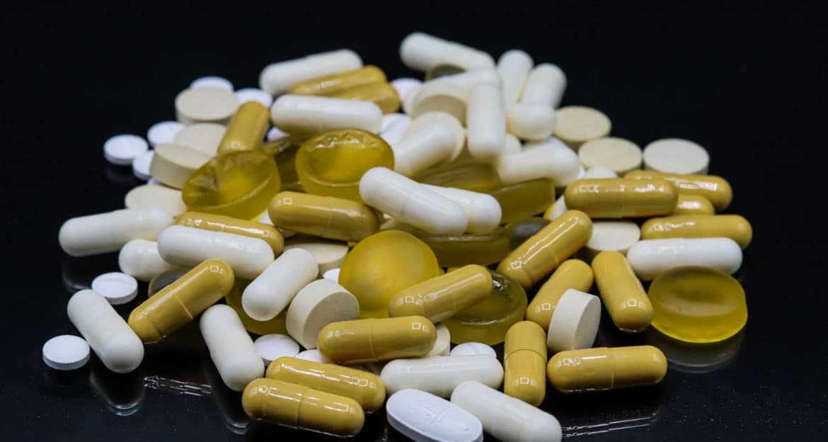 Glucozamina nu reconstruiește cartilajul — dar poate influența simptomele osteoartritei la unele persoane