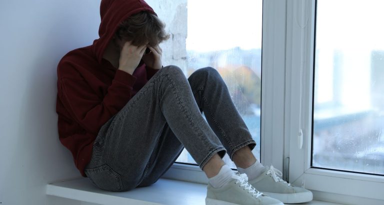 Depresia la adolescenți &mdash; cum arată diferit față de adulți