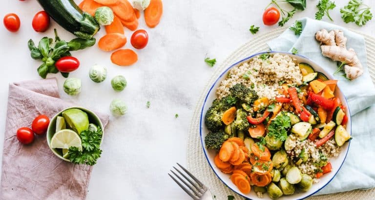 Fibre solubile vs insolubile: aceeași categorie, efecte diferite &icirc;n intestin