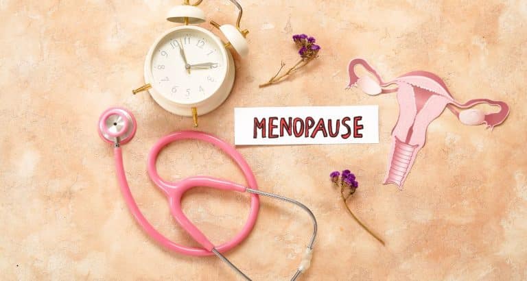 Microbiomul și menopauza &mdash; de ce două femei răspund diferit la aceeași alimentație