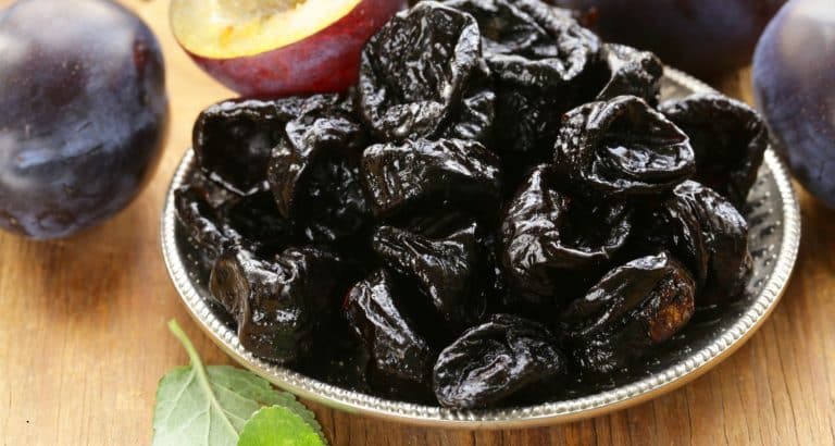 Prune uscate: fructul uscat care susține digestia nu prin magie, ci prin osmoză